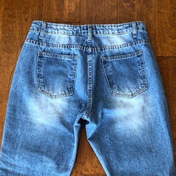 MOMOKROM MEDIUM WASH DISTRESSED RIPPED JEANS. LIKE NEW - Picture 4 of 6